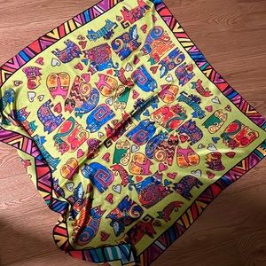 Cat lovers Anne de Sevil scarf